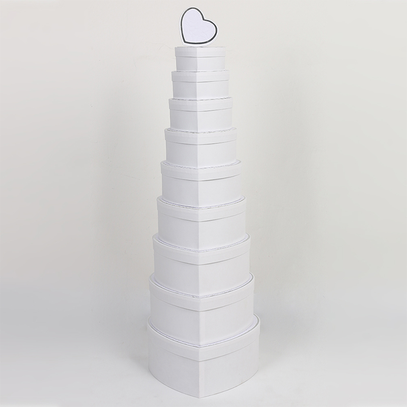 1001 Decorative Cardboard Valentine's Day Heart-Shaped Candy Box 1001 Decorative Cardboard Valentine's Day Heart-Shaped Candy Box