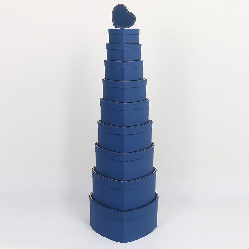 1001 Decorative Cardboard Valentine's Day Heart-Shaped Candy Box 1001 Decorative Cardboard Valentine's Day Heart-Shaped Candy Box