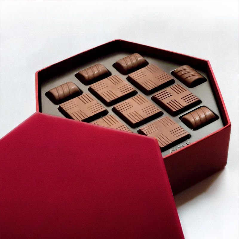 SH-03 Chocolate Gift Box SH-03 Chocolate Gift Box